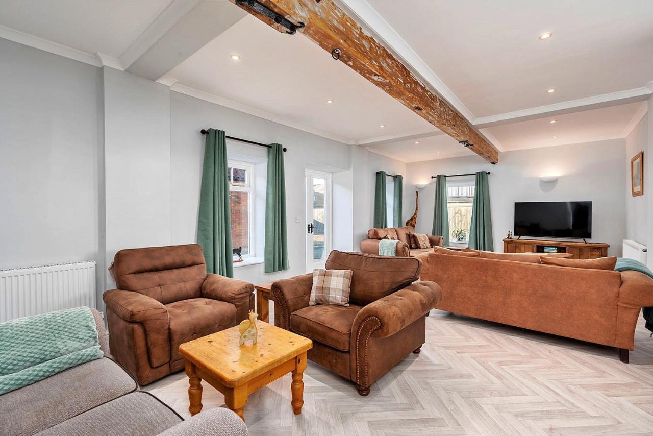 Вилла Finest Retreats - South Barn Winestead Экстерьер фото